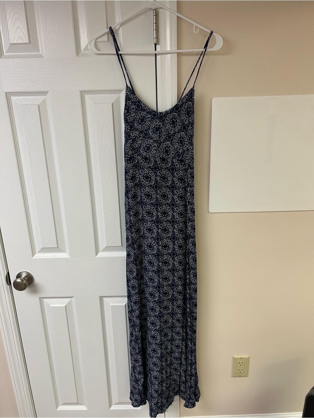 Hem & Thread Blue and white floral maxi dress